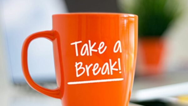 oranje kopje met tekst take a break